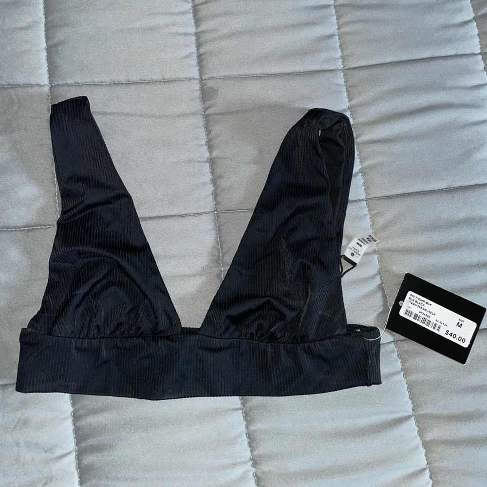Black ribbed bikini top